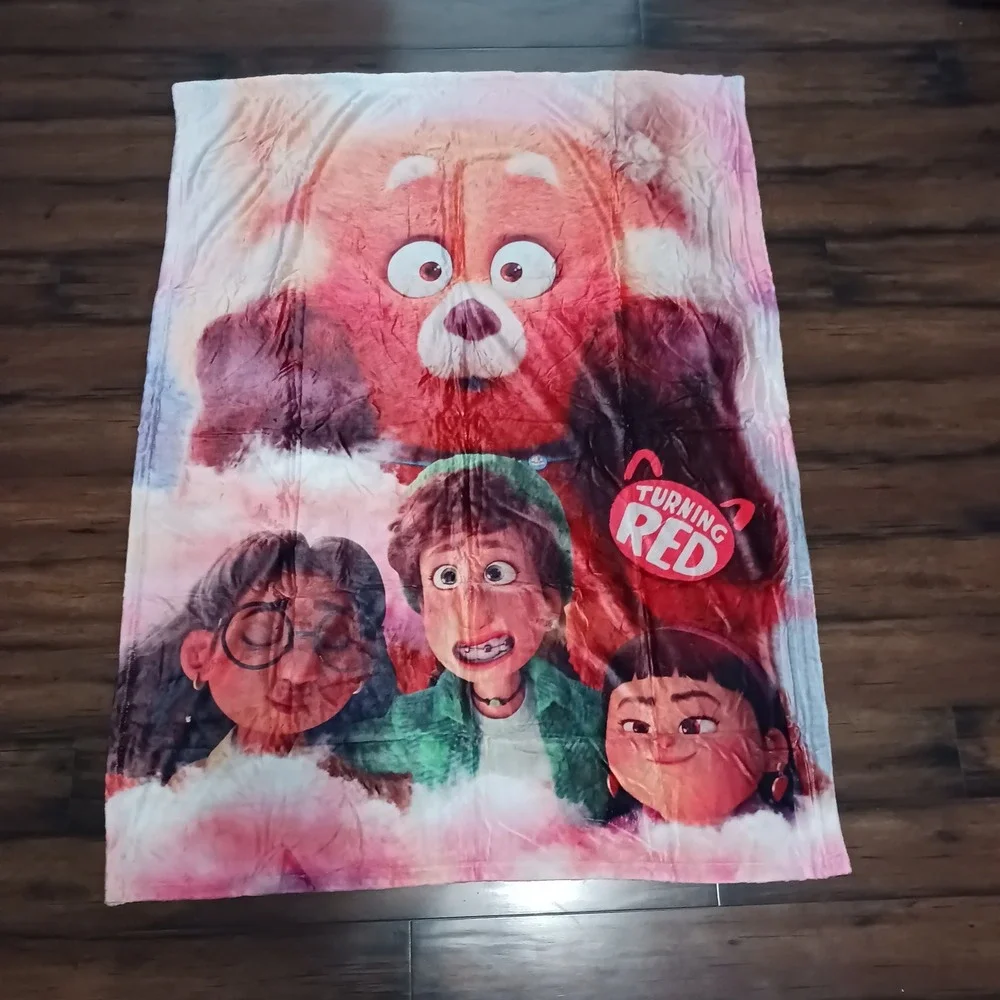 Disney Pixar Turning Red Fleece Throw Blanket 50x40 Red Panda Mei Lee Friends